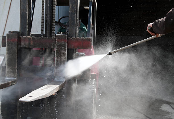 Best Deck Cleaning Services  in Glespie, IL